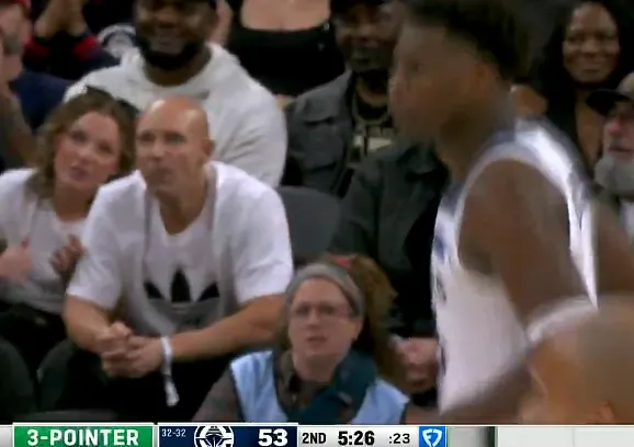 世界杯直播入口-爱德华兹干拔三分投进已经6中5拿到17分,森林狼仅差快船3分